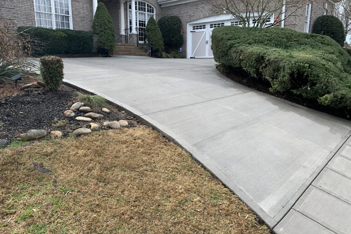 Concrete driveway building in Upland, CA